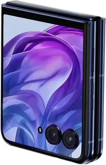 Motorola Razr 50 photo